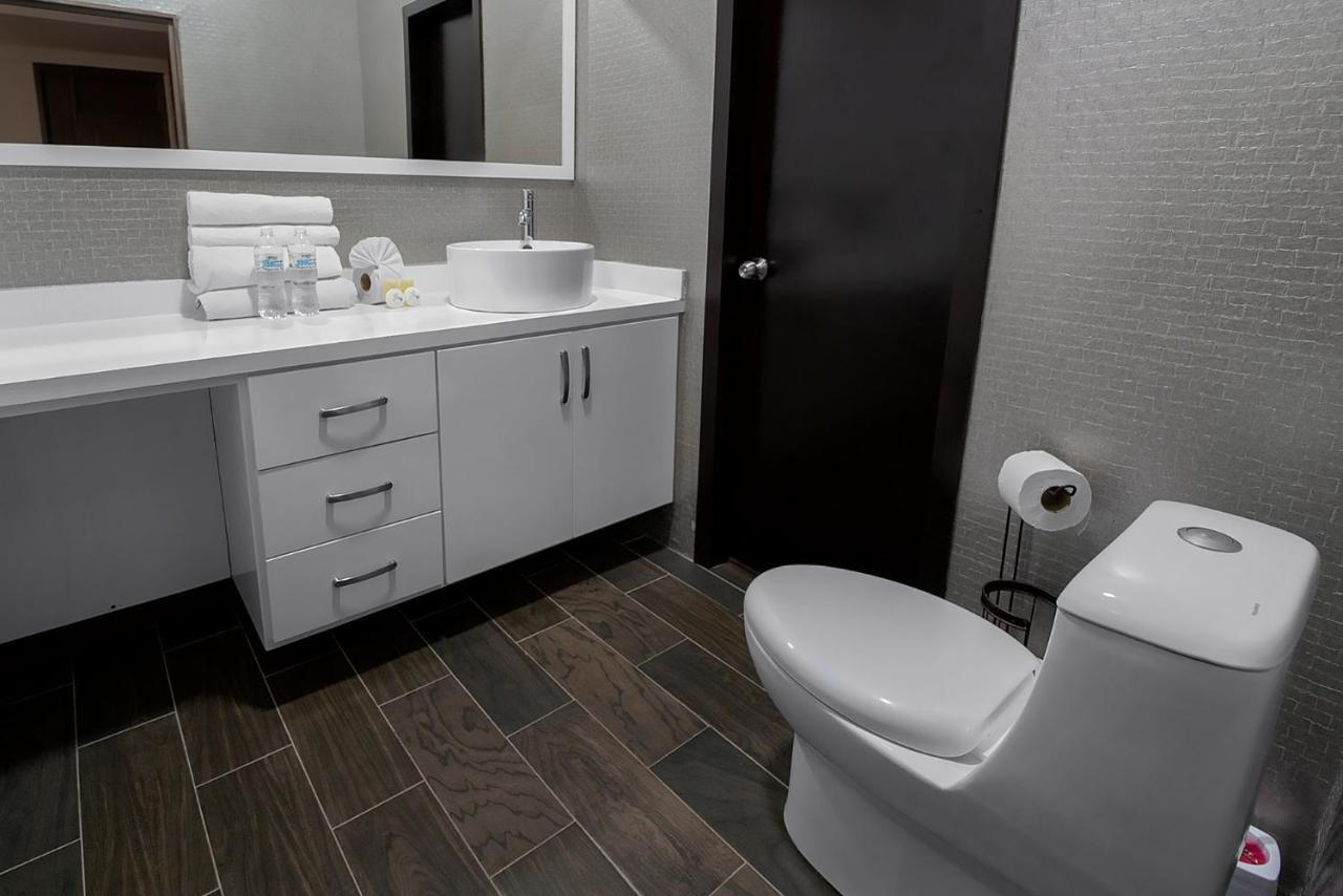 Stay Inn Hotels Reynosa Exteriör bild
